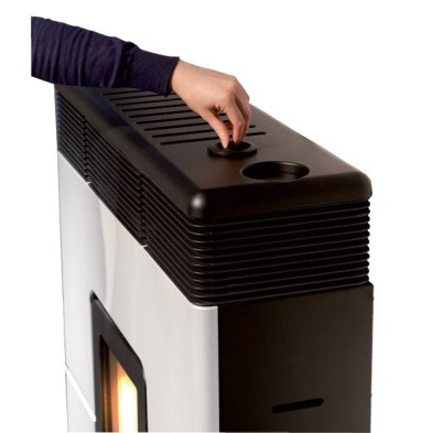 PHILO. ESTUFA PELLETS 12,1KW.  COMFORT AIR.